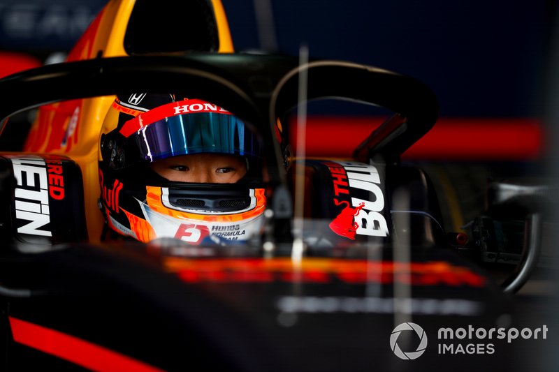 Yuki Tsunoda, Carlin