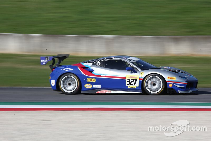 #327 Ferrari 488 Challenge, Ferrari of Beverly Hills: Lisa Clark