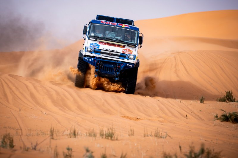 #511 Team KAMAZ Master: Andrey Karginov, Andrey Mokeev, Igor Leonov