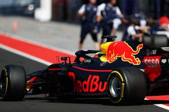 Jake Dennis, Red Bull Racing RB14