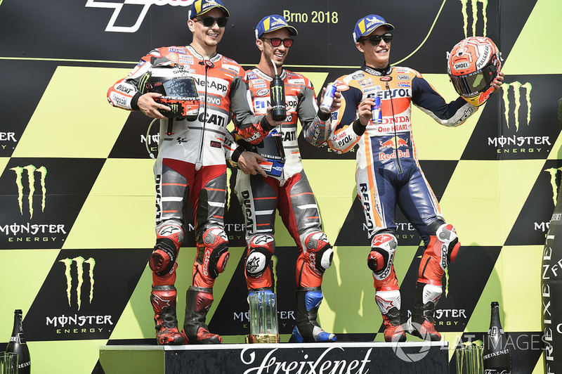 Podio: ganador de la carrera Andrea Dovizioso, equipo Ducati, segundo lugar Jorge Lorenzo, equipo Ducati, tercer lugar Marc Marquez, equipo Repsol Honda