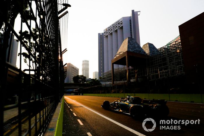 Carlos Sainz Jr., Renault Sport F1 Team R.S. 18