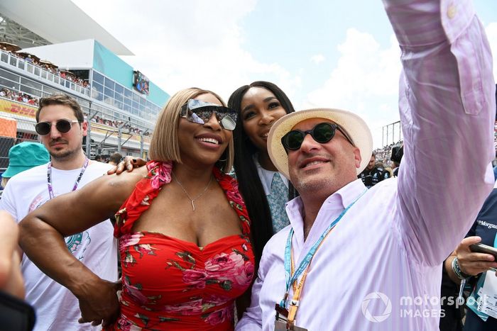 Las tenistas Serena y Venus Williams en la parrilla