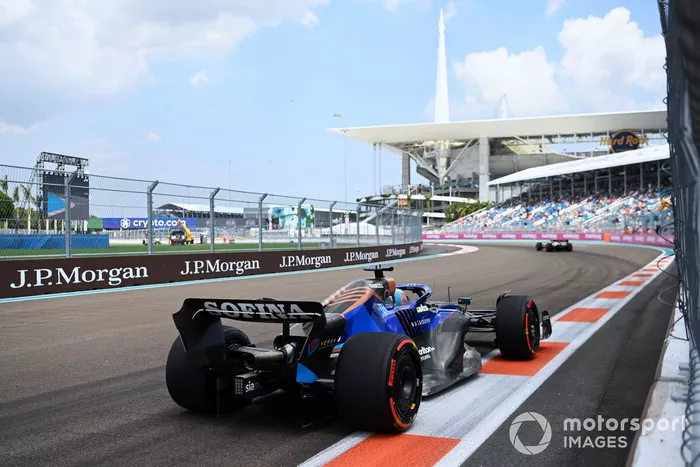 Alex Albon, Williams FW44