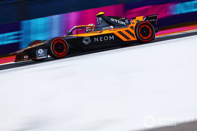 Taylor Barnard, équipe McLaren de Formule E