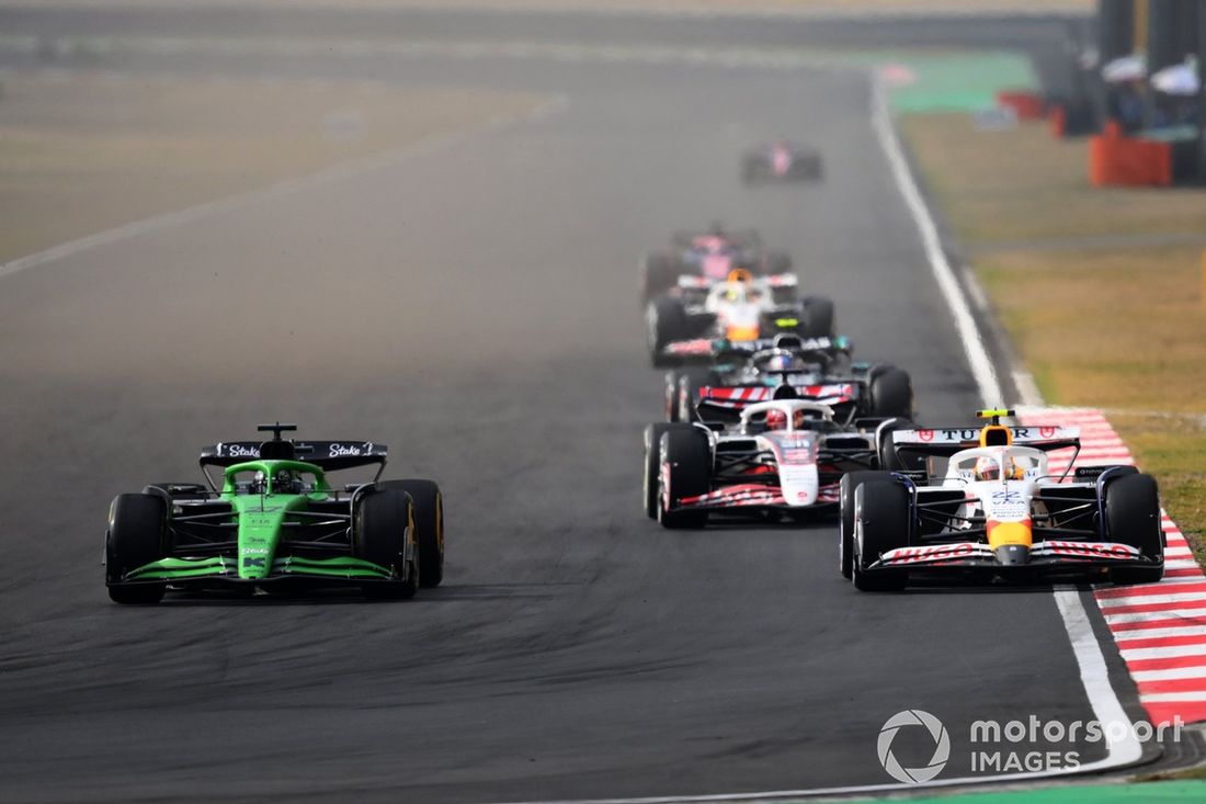 Nico Hulkenberg, Sauber, Esteban Ocon, Haas F1 Team, Yuki Tsunoda, RB F1 Team