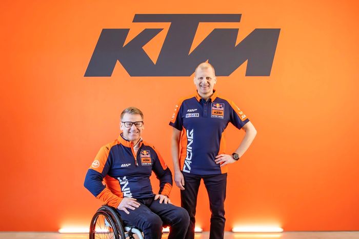 Pit Beirer, Aki Ajo, Red Bull KTM Factory Racing