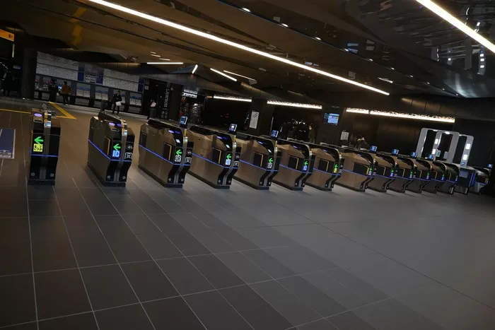 夢洲駅