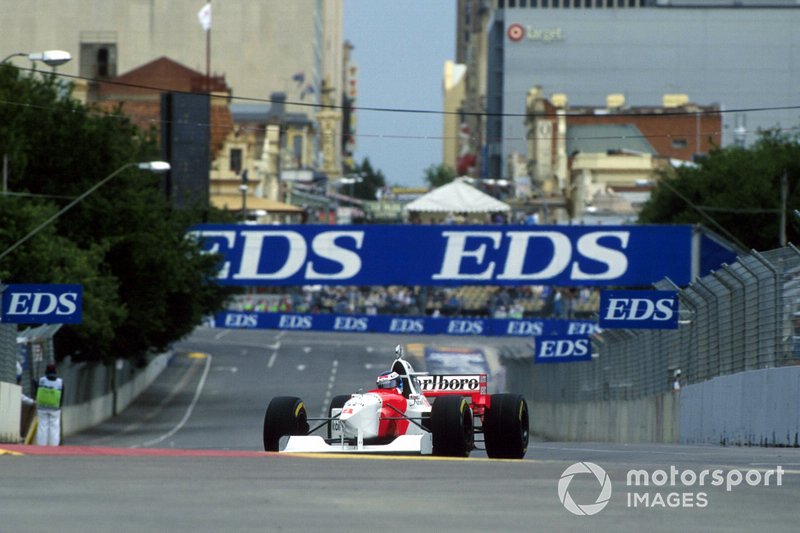 Mika Hakkinen, McLaren MP4/10C