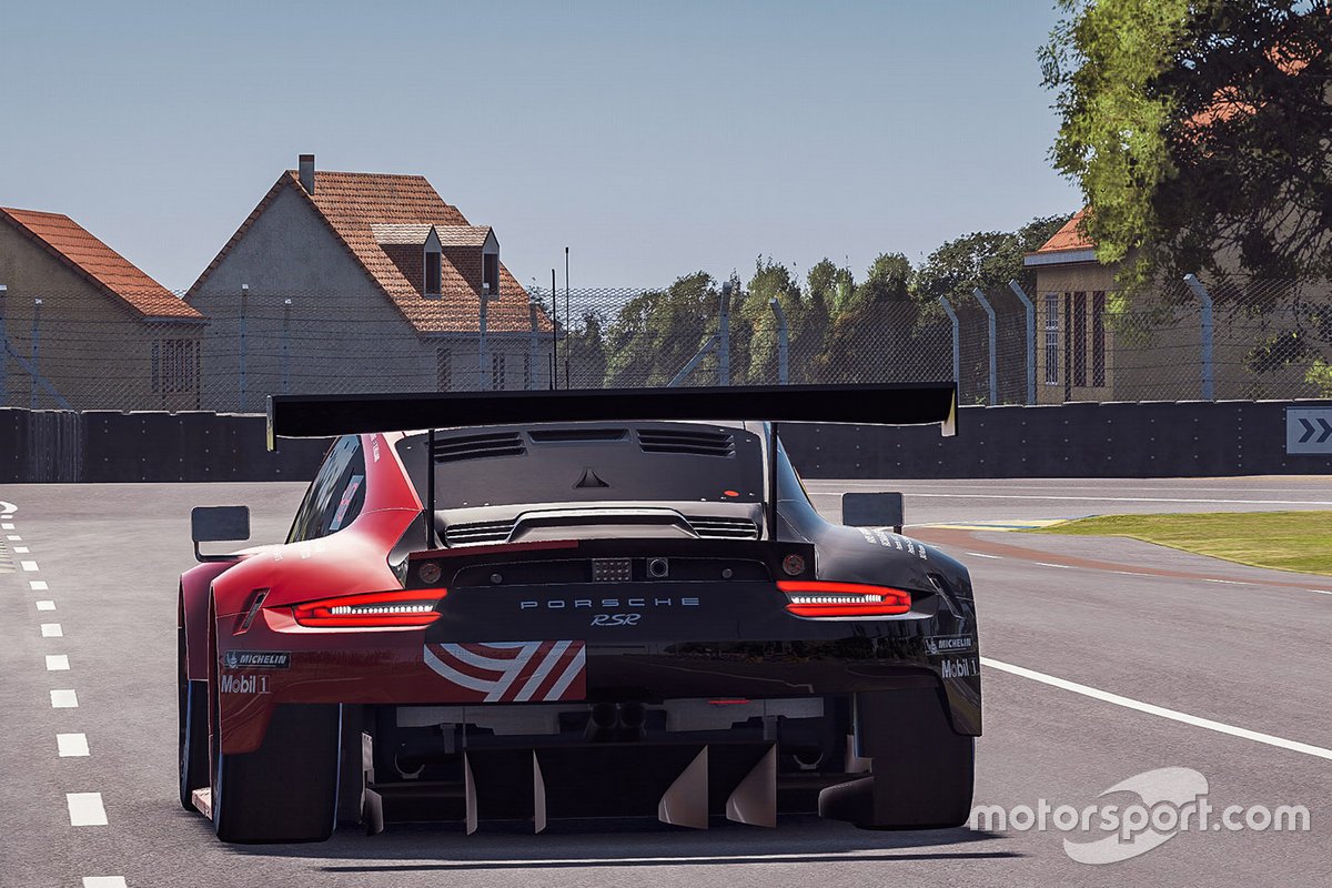 #94 Porsche Esports Team Porsche 911 RSR: Patrick Pilet, Simona De Silvestro, Martin Kronke, David Williams