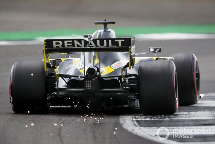 Daniel Ricciardo, Renault F1 Team R.S.20 saca chispas