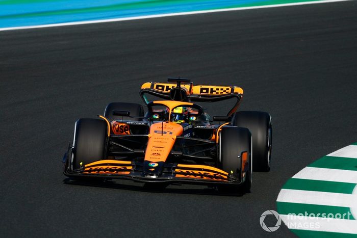 Oscar Piastri, McLaren MCL38