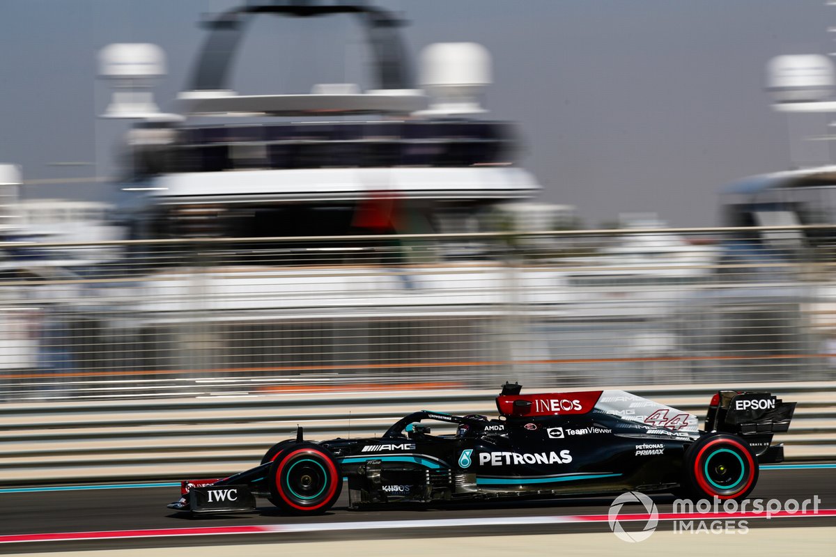 Lewis Hamilton, Mercedes W12