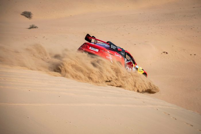 #211 Bahrain Raid Xtreme Prodrive: Sebastien Loeb, Fabian Lurquin