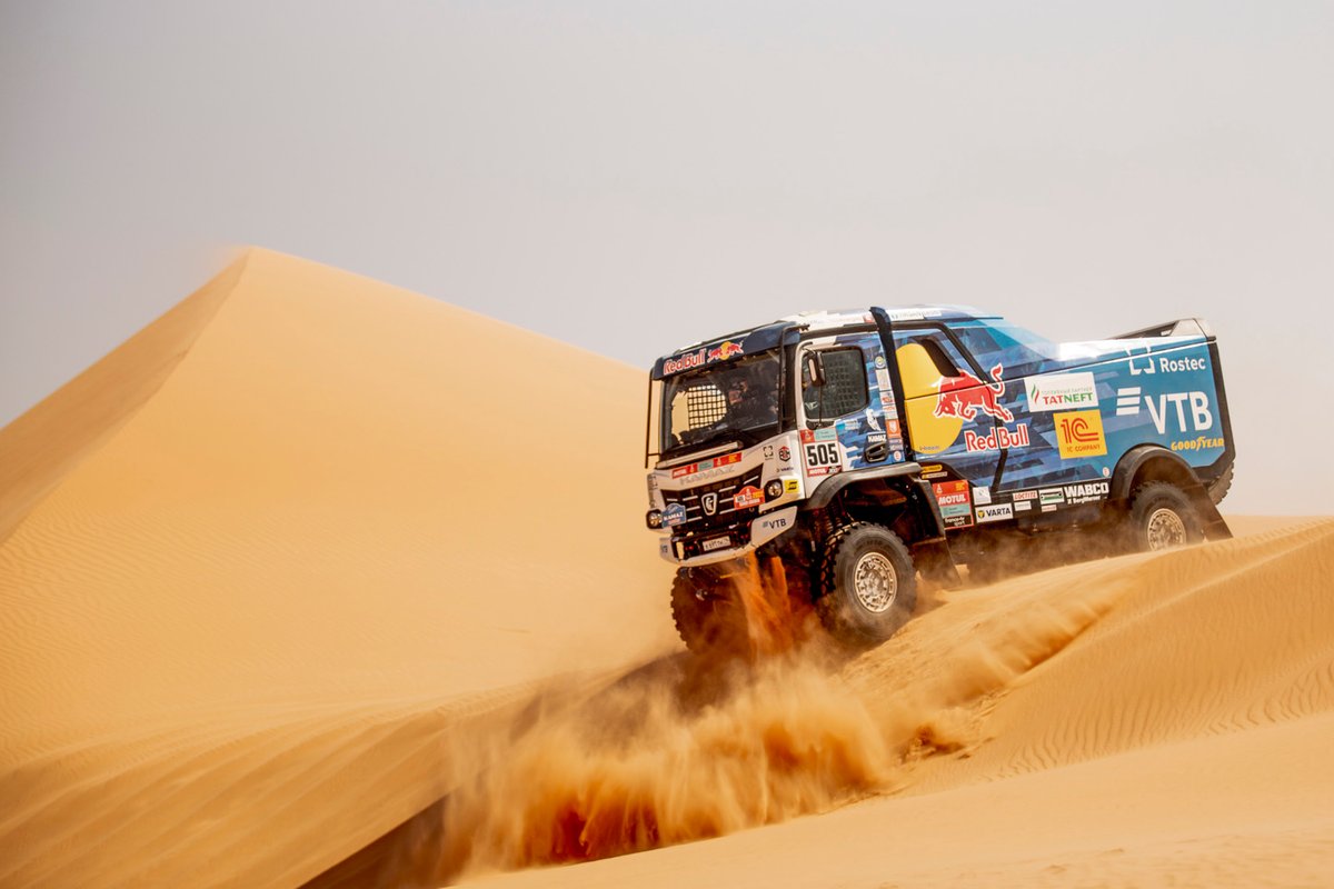 #505 Kamaz - Master: Eduard Nikolaev, Evgenii Iakovlev, Vladimir Rybakov