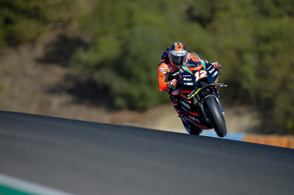 Maverick Viñales, Aprilia Racing Team
