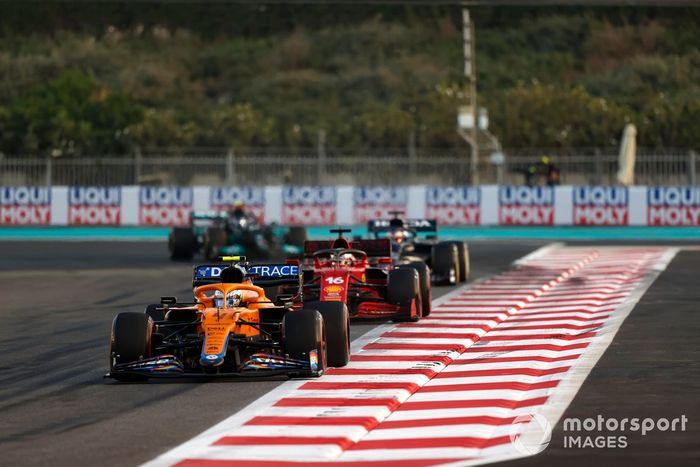 Lando Norris, McLaren MCL35M, Charles Leclerc, Ferrari SF21, Yuki Tsunoda, AlphaTauri AT02