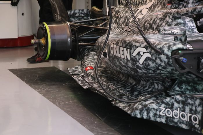 Detalle lateral del Alfa Romeo C42