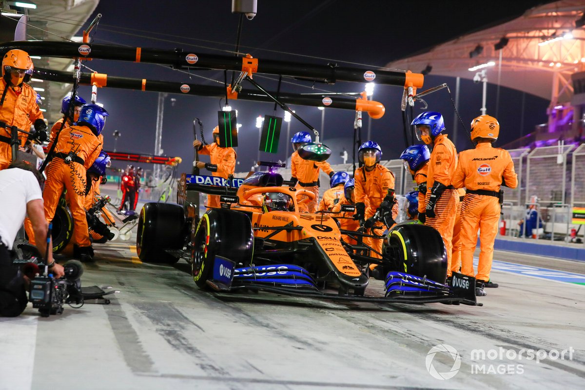 Carlos Sainz Jr., McLaren MCL35