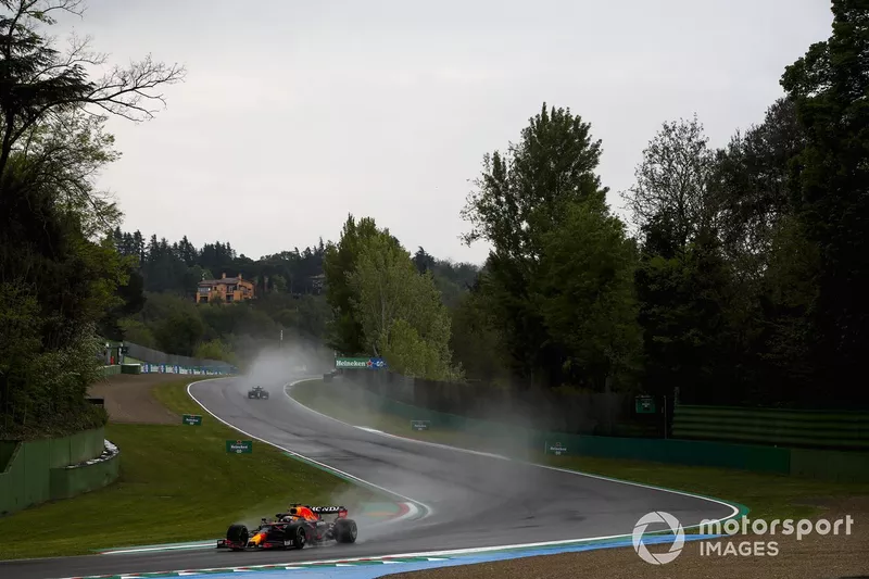 Max Verstappen, Red Bull Racing RB16B, Lewis Hamilton, Mercedes W12