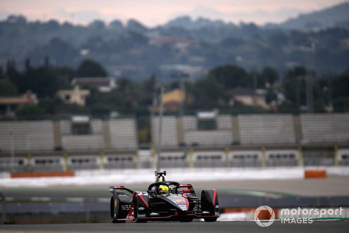 Oliver Rowland, Nissan e.dams, Nissan IMO2