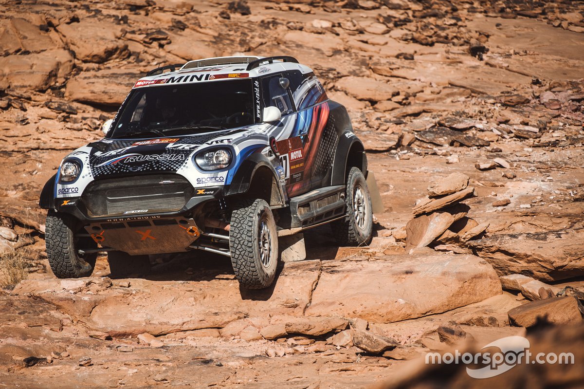 #317 X-Raid Mini JCW Rally Team Bmw: Vladimir Vasilyev, Dmitro Tsyro
