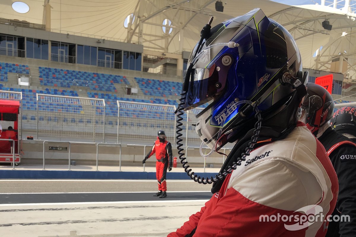 #27 Kessel Racing, Ferrari 488 GT3: Francesco Zollo