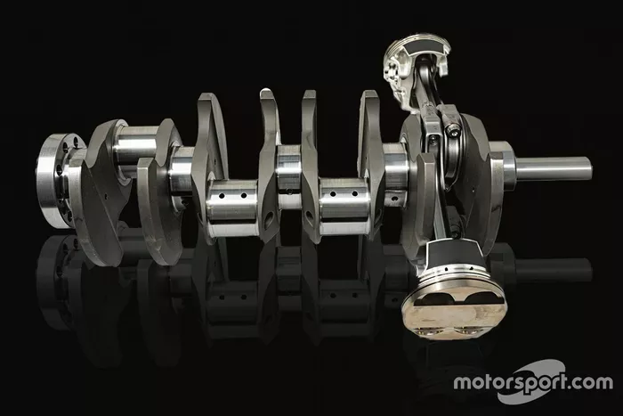 Glickenhaus 007 LMH il motore della Pipo Motors