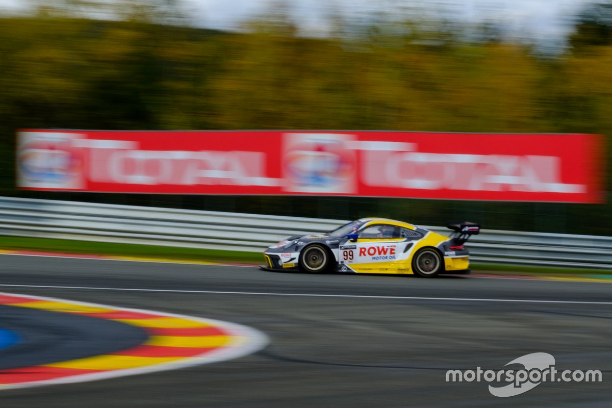 #98 ROWE Racing Porsche 911 GT3-R: Nick Tandy, Earl Bamber, Laurens Vanthoor
