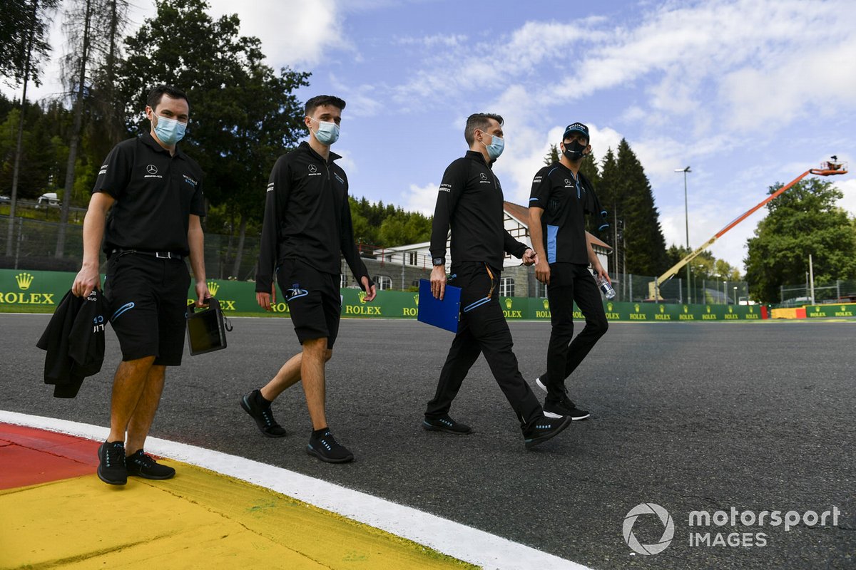 Nicholas Latifi, Williams Racing fait son tour de piste avec ses ingénieurs