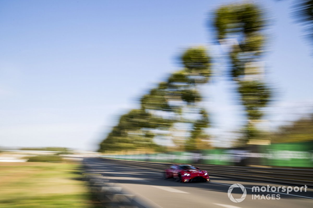 #90 TF Sport Aston Martin Vantage: Salih Yoluc, Charles Eastwood, Jonathan Adam