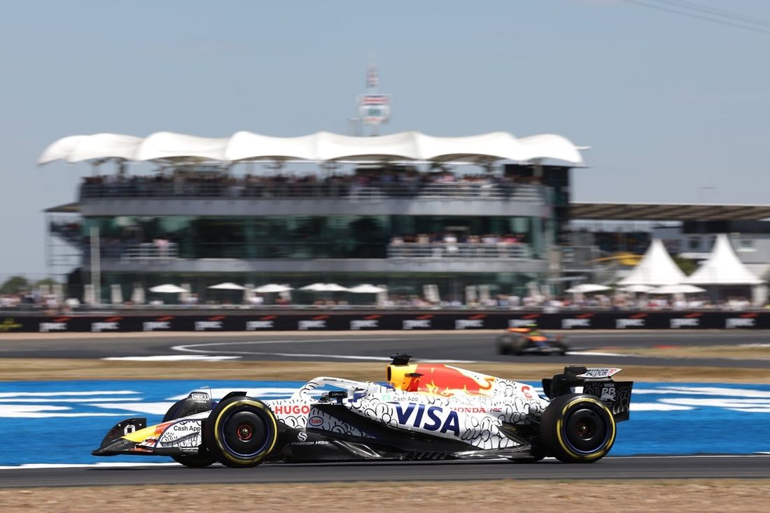 Isack Hadjar, Equipo Racing Bulls