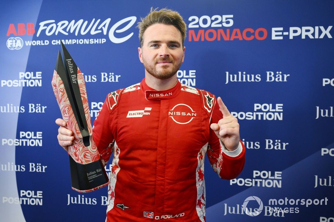 Zdobywca pole position Oliver Rowland, Nissan Formula E Team