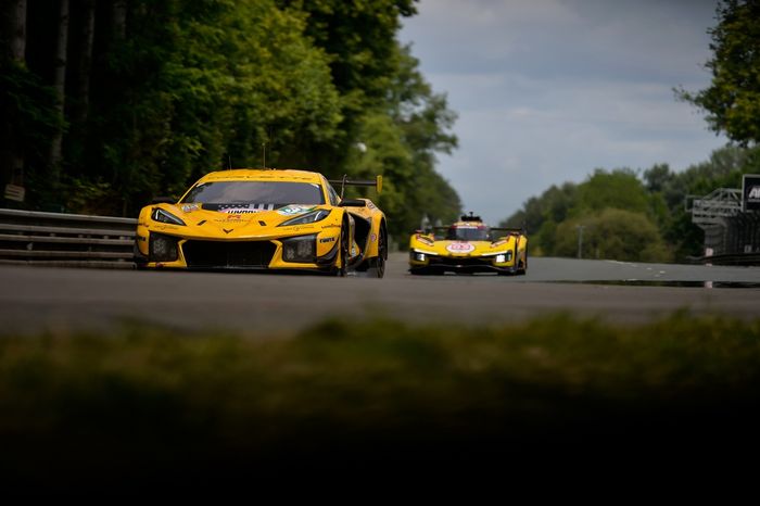 #33 TF Sport Corvette Z06 LMGT3.R: Ben Keating, Jonny Edgar, Daniel Juncadella