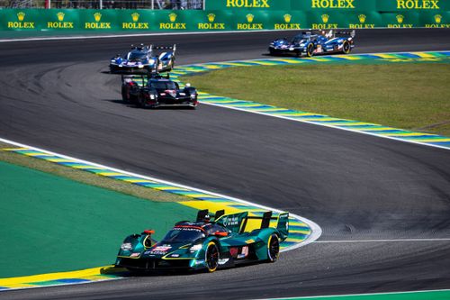 #009 Aston Martin Thor Equipo Aston Martin Valkyrie: Alex Riberas, Marco Sorensen