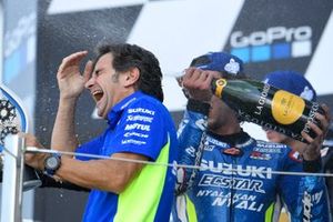 Podio: Il vincitore della gara Alex Rins, Team Suzuki MotoGP, Davide Brivio, Team Suzuki MotoGP