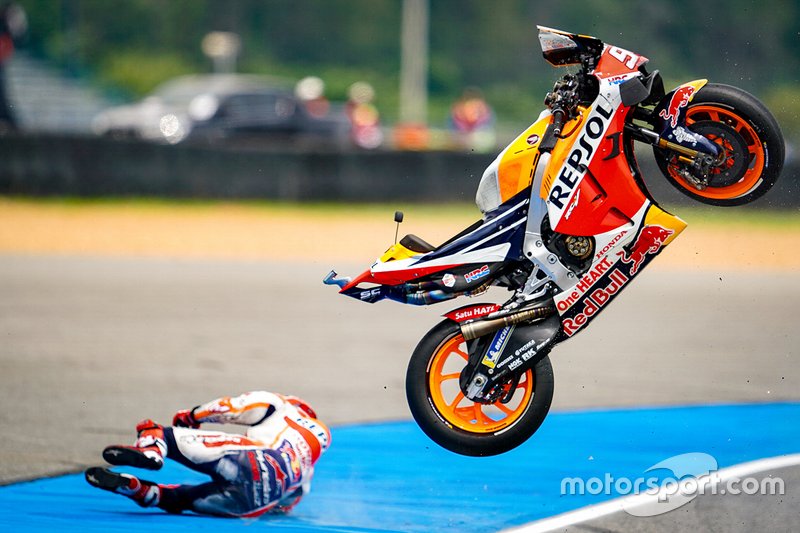 Marc Marquez, Repsol Honda Team, crashes
