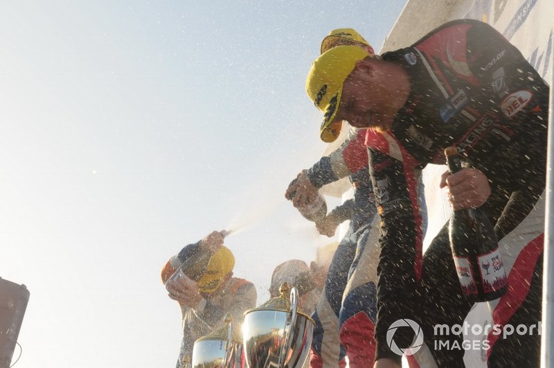 Podium, Rory Butcher, AmD Tuning Honda Civic and Josh Cook, BTC Racing Honda Civic