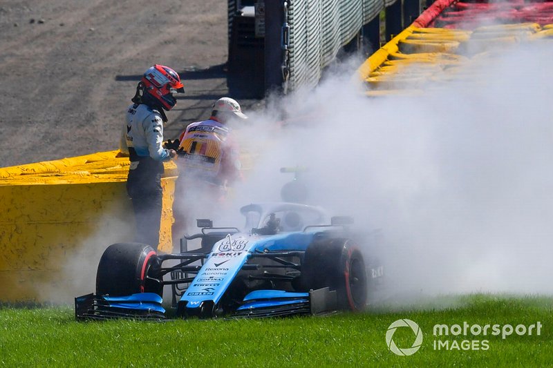 Robert Kubica, Williams Racing FW42, con problemas en el motor