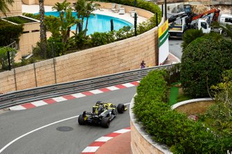 Nico Hulkenberg, Renault R.S. 19
