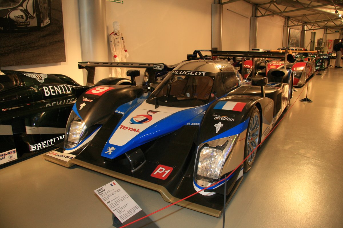 2009年:プジョー908HDi FAP(Peugeot 908 HDI FAP)