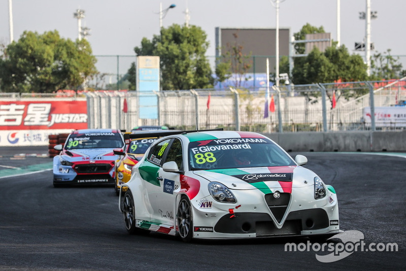 Fabrizio Giovanardi, Team Mulsanne Alfa Romeo Giulietta TCR