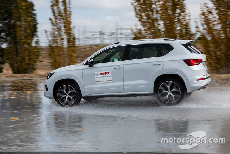 II Curso de Conducción y Nuevas Tecnologías BOSCH - Motor1.com España - Motorsport.com