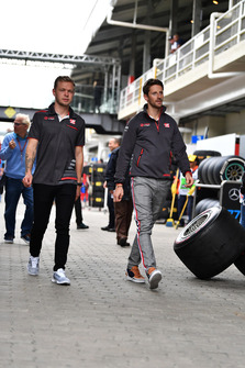 Kevin Magnussen, Haas F1 Team and Romain Grosjean, Haas F1 Team