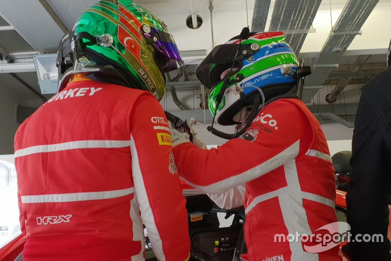#34 Team Turkey, Salih Yoluç, Ayhancan Güven, Mercedes AMG GT3