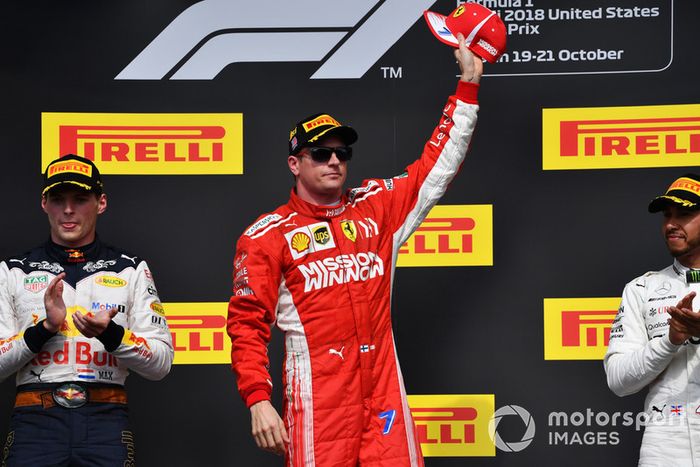 Podio: segundo lugar Max Verstappen, Red Bull Racing, ganador de la carrera Kimi Raikkonen, Ferrari y tercer lugar Lewis Hamilton, Mercedes AMG F1