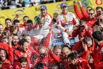 Yarış galibi Sébastien Loeb, Daniel Elena, Citroën World Rally Team Citroën C3 WRC takım ile