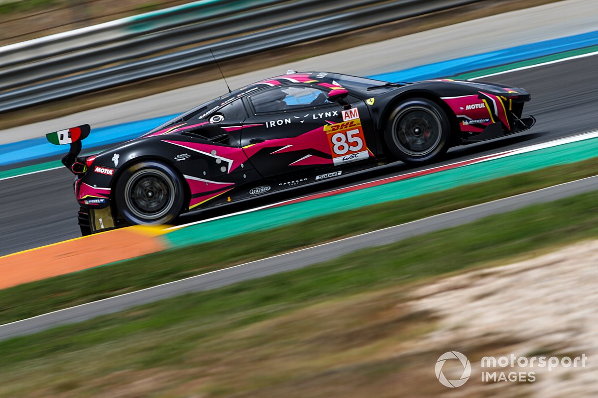 #85 Iron Lynx Ferrari 488 GTE EVO: Rahel Frey, Michelle Gatting, Manuela Gostner