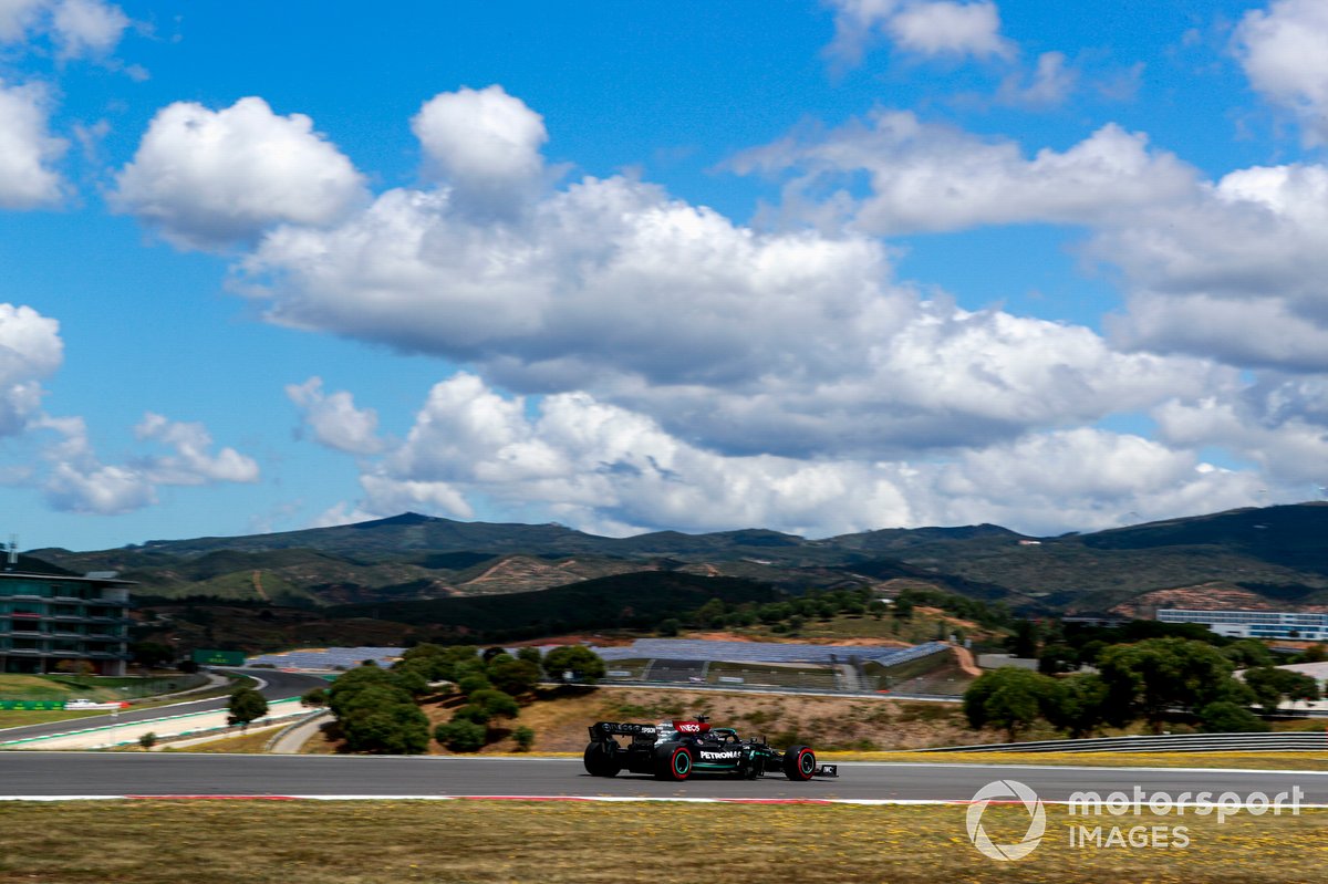 Lewis Hamilton, Mercedes W12