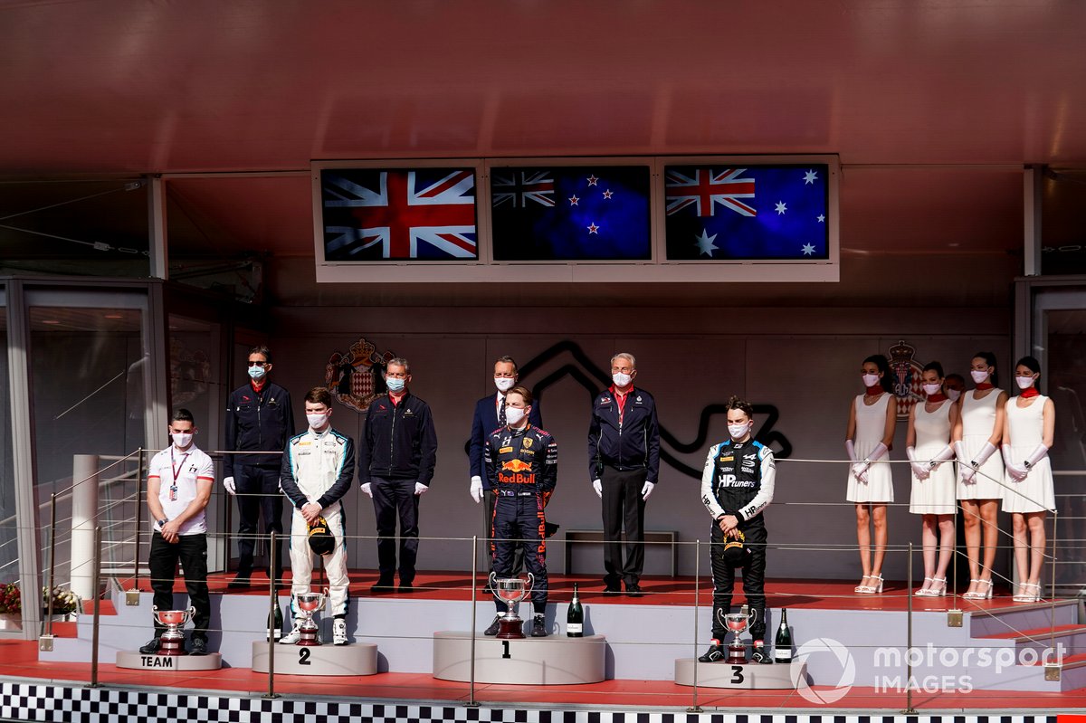 Dan Ticktum, Carlin, Liam Lawson, Hitech Grand Prix, y Oscar Piastri, Prema Racing